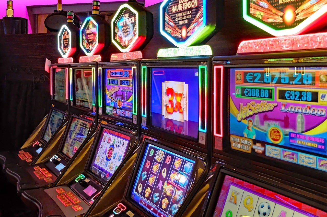 togelkuy login mobile app showing live dealer blackjack table, sportsbook Liga 1 markets, and account menu
